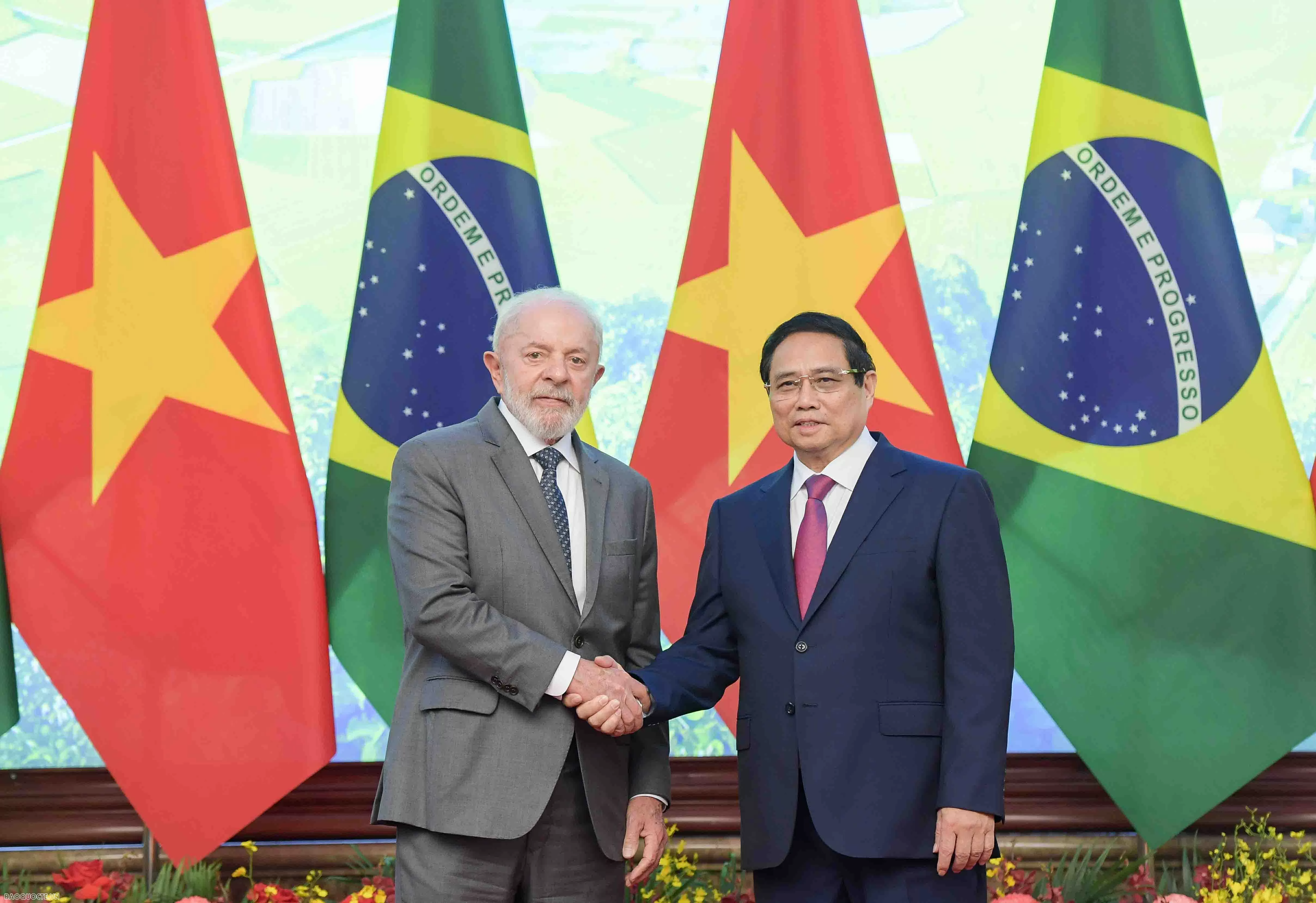 Prime Minister Pham Minh Chinh welcomes Brazilian President