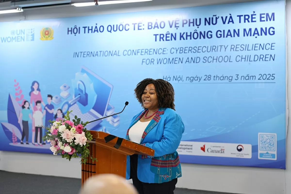 Trưởng đại diện UN Women tại Việt Nam Caroline Nyamayemombe phát biểu khai mạc Hội thảo. (Nguồn: UN Women)