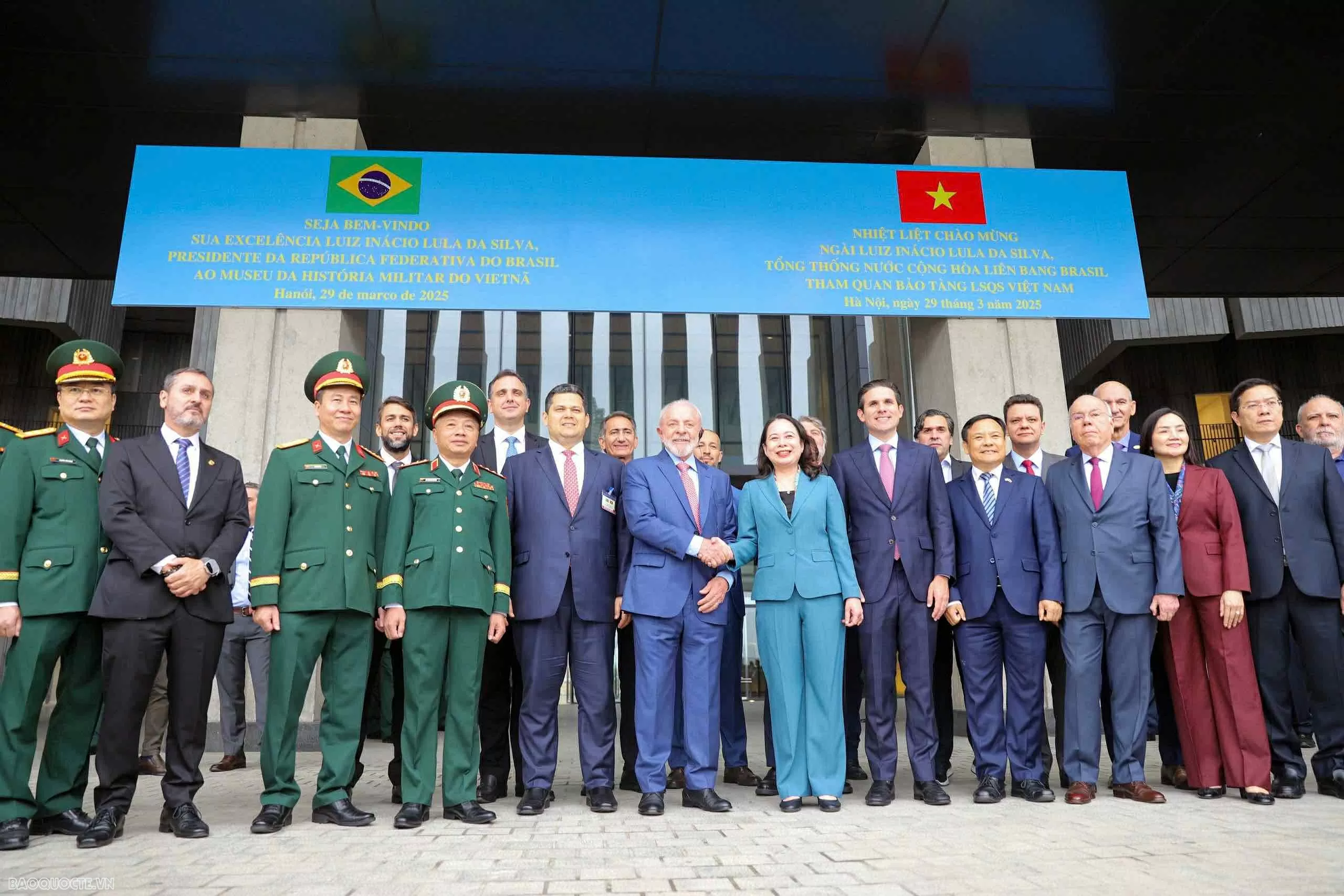 Brazilian President Luiz Inácio Lula da Silva visits Vietnam Military History Museum