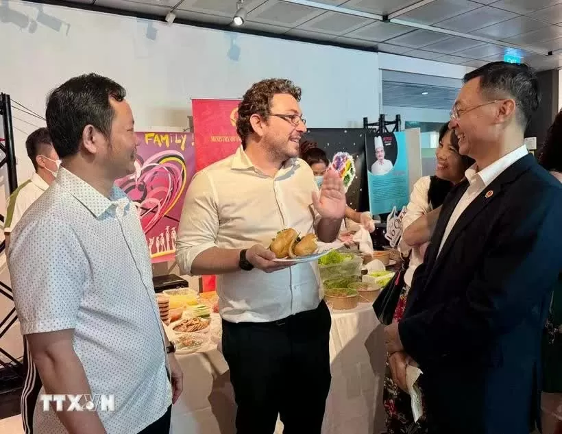Vietnamese cuisine shines at 2025 Francophonie Food Festival in Singapore