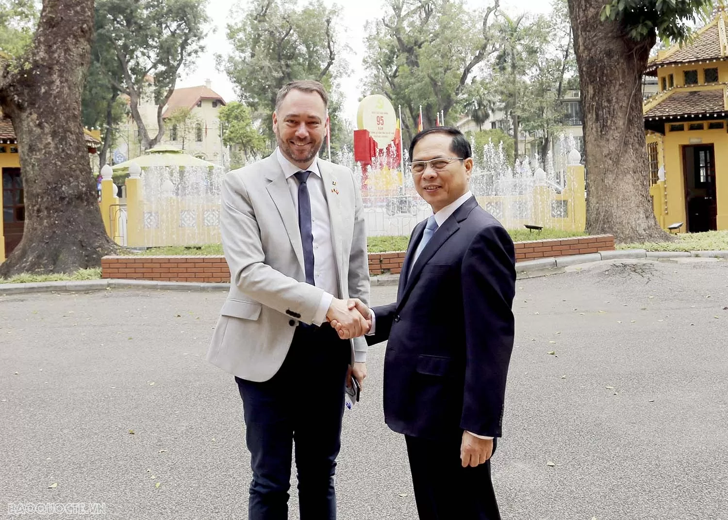 Vietnam, Belgium Deputy Prime Ministers hold meeting on bilateral multifaceted cooperation Vietnam, Belgium Deputy Prime Ministers hold meeting on bilateral multifaceted cooperation