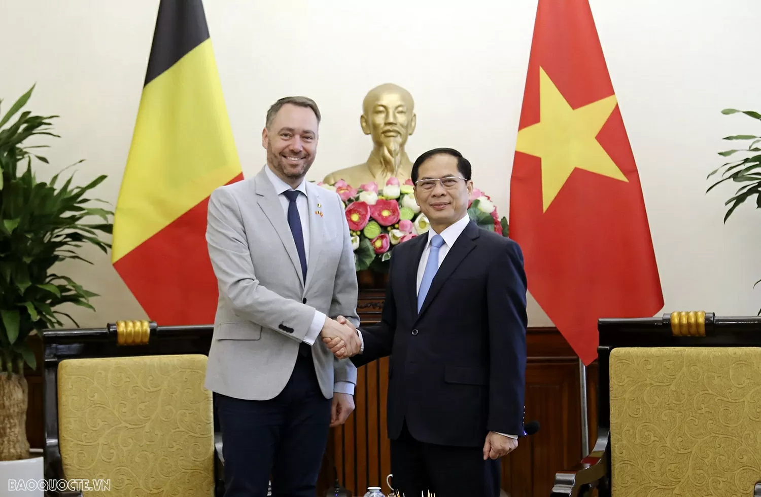 Vietnam, Belgium Deputy Prime Ministers hold meeting on bilateral multifaceted cooperation