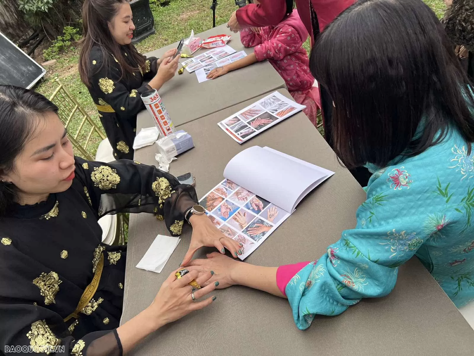 Embassies of Muslim countries host grand Eid al-Fitr celebration in Hanoi: Message of Peace, Coexistence, and Solidarity Embassies of Muslim countries host grand Eid al-Fitr celebration in Hanoi: Message of Peace, Coexistence, and Solidarity