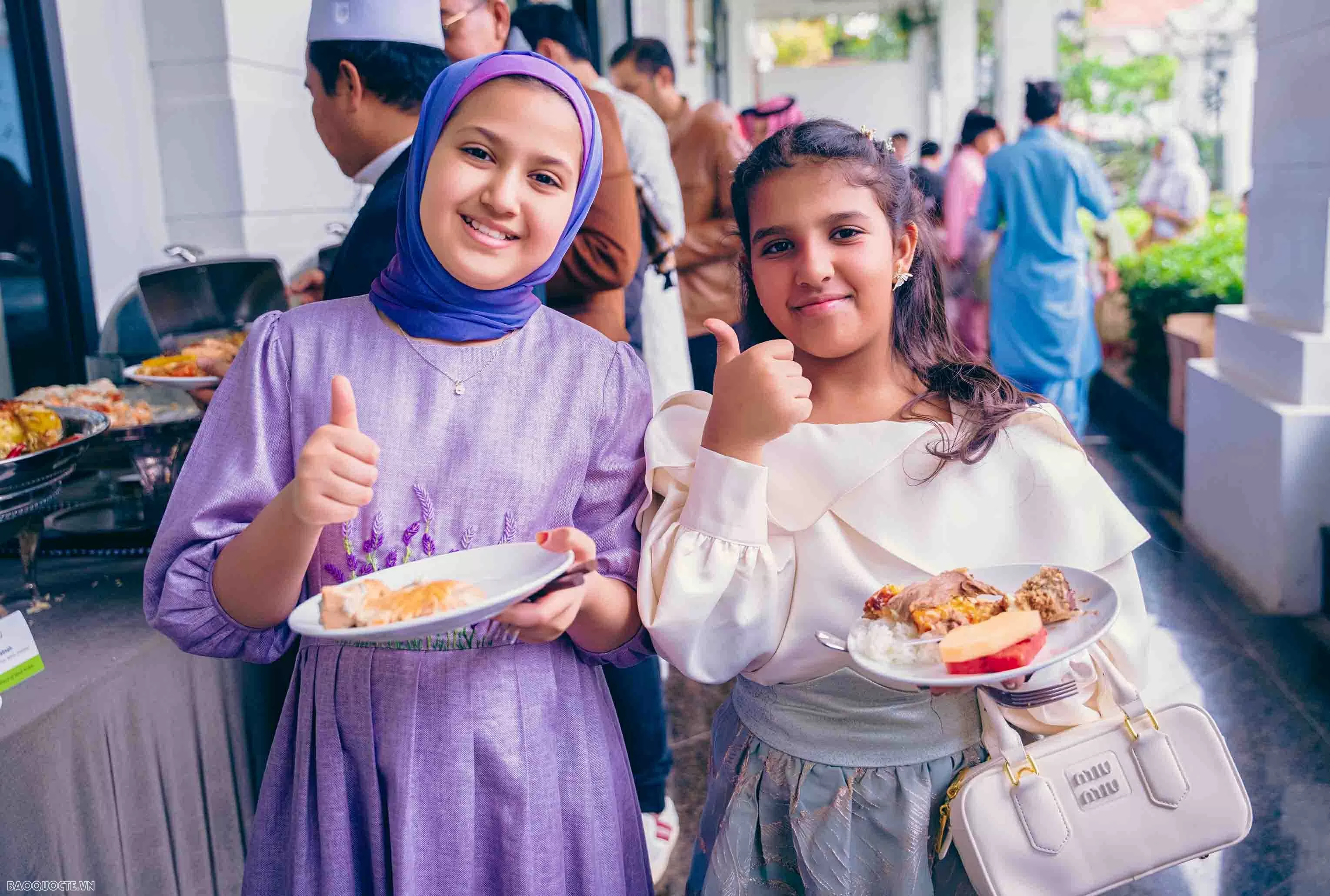 Embassies of Muslim countries host grand Eid al-Fitr celebration in Hanoi: Message of Peace, Coexistence, and Solidarity Embassies of Muslim countries host grand Eid al-Fitr celebration in Hanoi: Message of Peace, Coexistence, and Solidarity