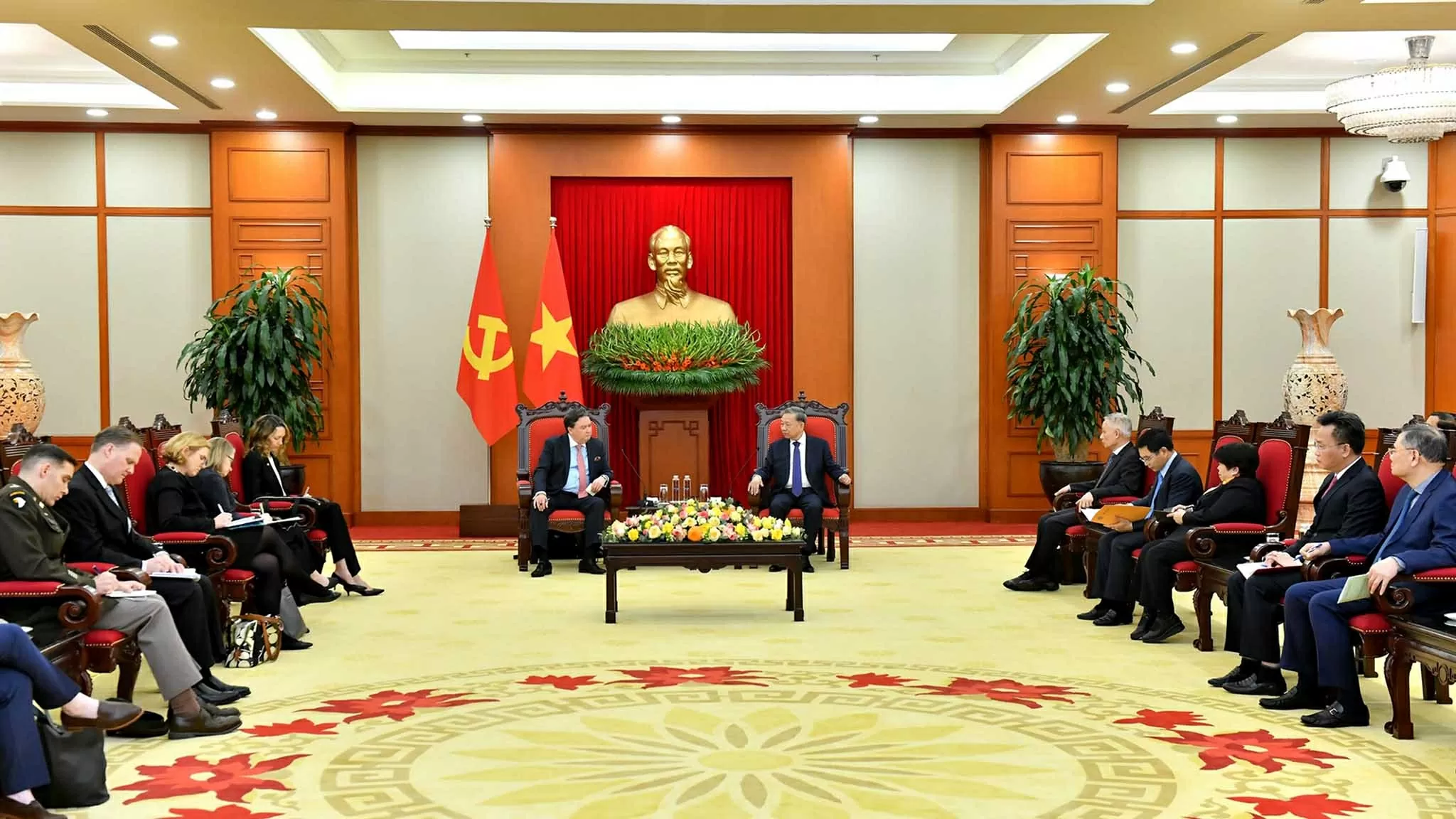 General Secretary To Lam receives US Ambassador Marc Knapper to deeper bilateral relations