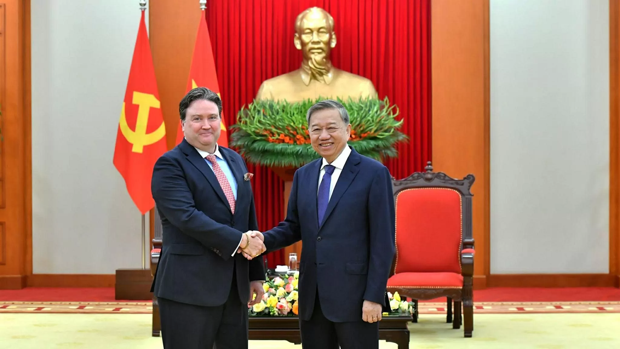 General Secretary To Lam receives US Ambassador Marc Knapper to deeper bilateral relations