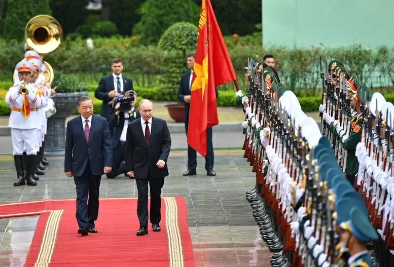 Deputy PM, FM Bùi Thanh Sơn to pay an official visit to Russia Deputy PM, FM Bùi Thanh Sơn to pay an official visit to Russia