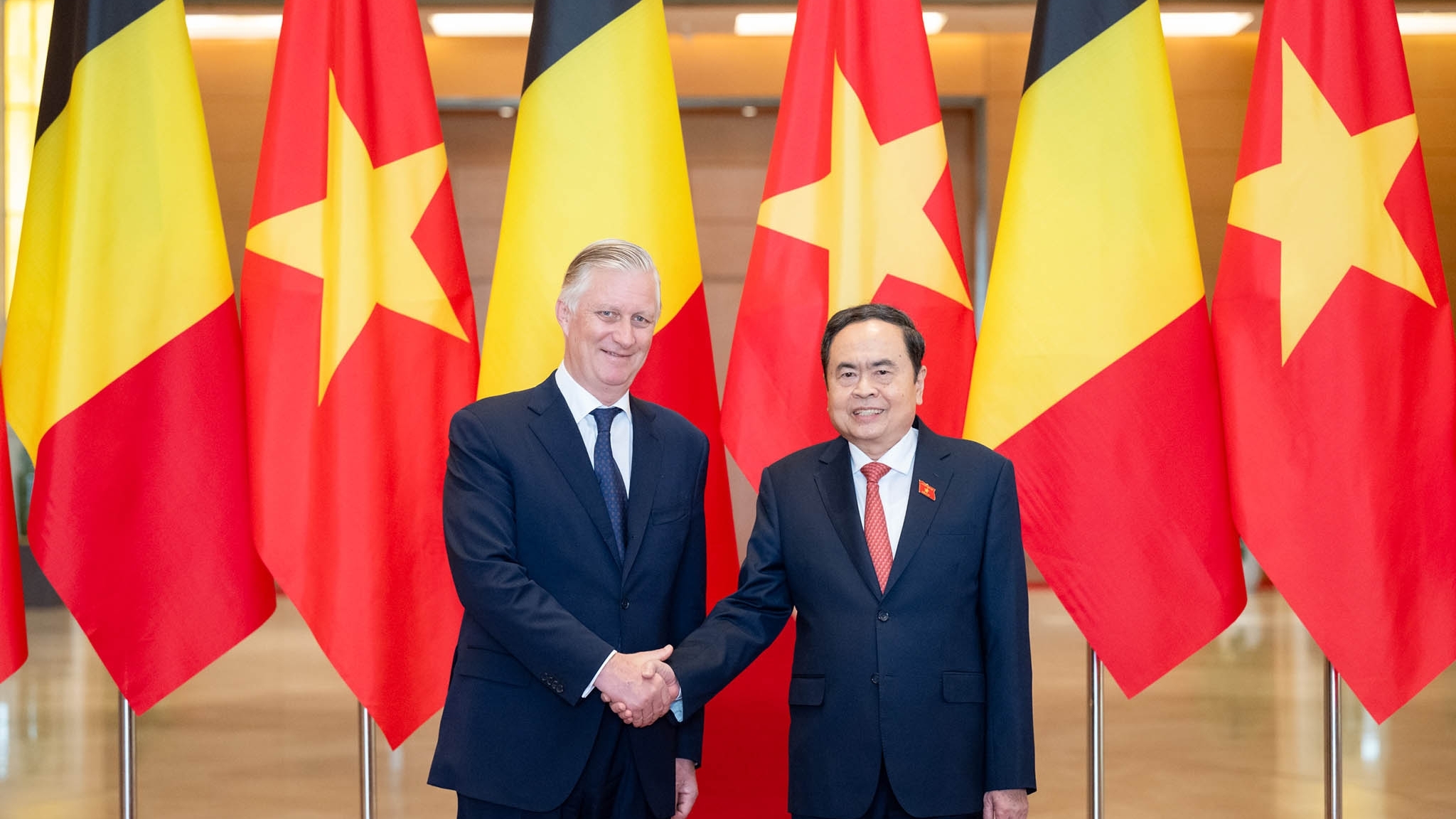 NA Chairman Tran Thanh Man hosts Belgian King Philippe in Hanoi