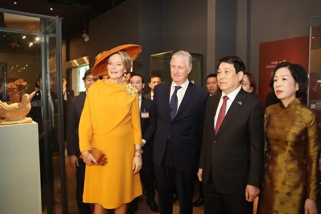 President Luong Cuong, Belgian King  Philippe tour Thang Long Imperial Citadel