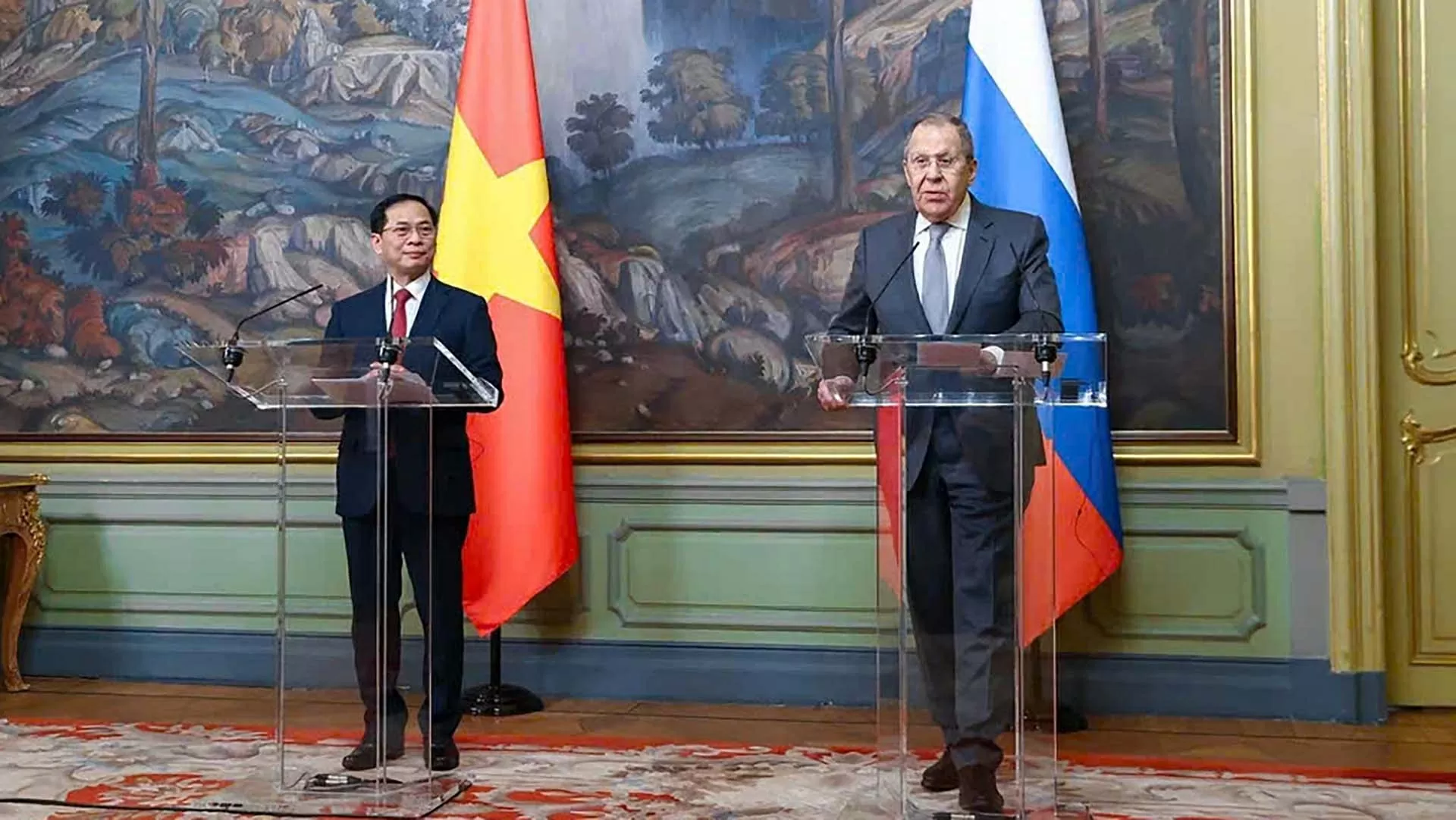 Vietnam, Russia Foreign Ministers holds talks in Moscow Vietnam, Russia Foreign Ministers holds talks in Moscow