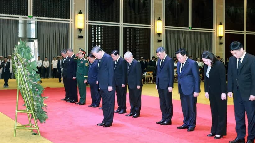 Vietnam declares two days of national mourning for former President of LPRP, former President of Laos Khamtay Siphandone