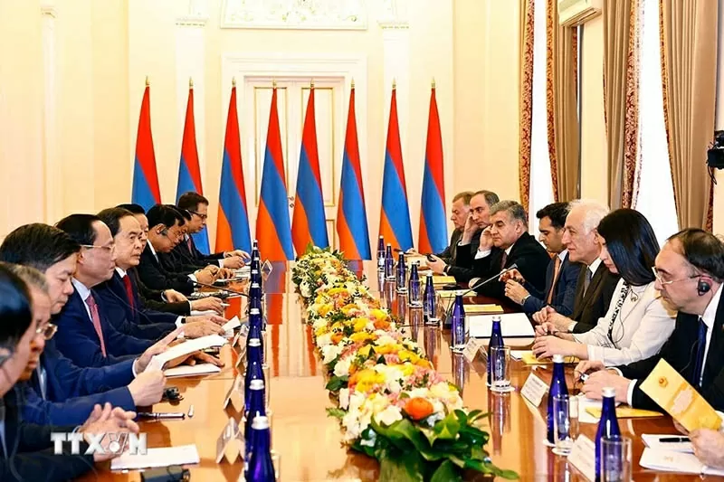 NA Chairman Tran Thanh Man meets with Armenian President NA Chairman Tran Thanh Man meets with Armenian President