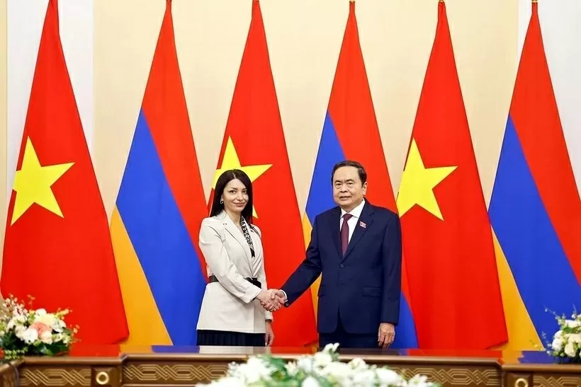NA Chairman Tran Thanh Man receives Chairperson of Armenia-Vietnam Parliamentary Friendship Group