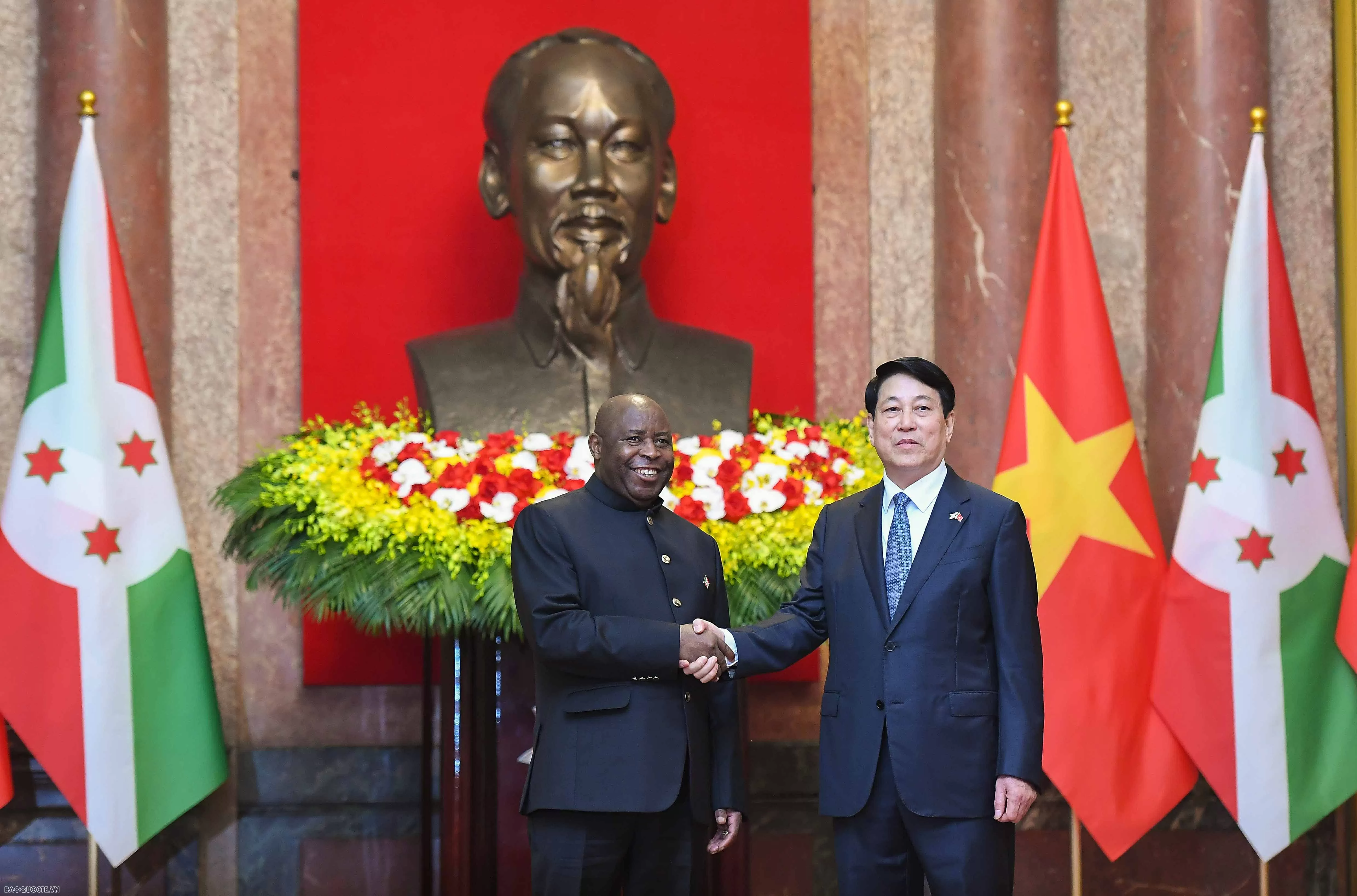 Vietnam, Burundi Presidents hold talks, seeking a stronger friendship, cooperation