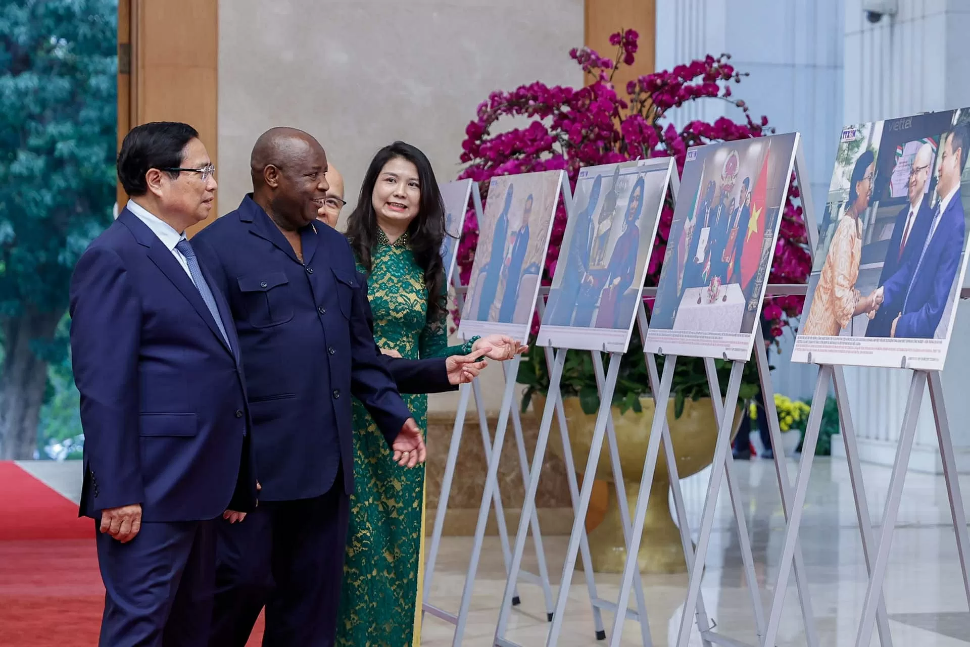 PM Pham Minh Chinh meets with Burundian President  Évariste Ndayishimiye