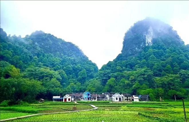 Cao Bang advocates for sustainable tourism development in connection with UNESCO global geopark Cao Bang advocates for sustainable tourism development in connection with UNESCO global geopark