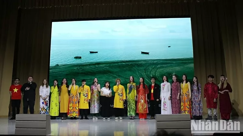 Vibrant Activities of Vietnam Culture Day in Russia’s Tyumen