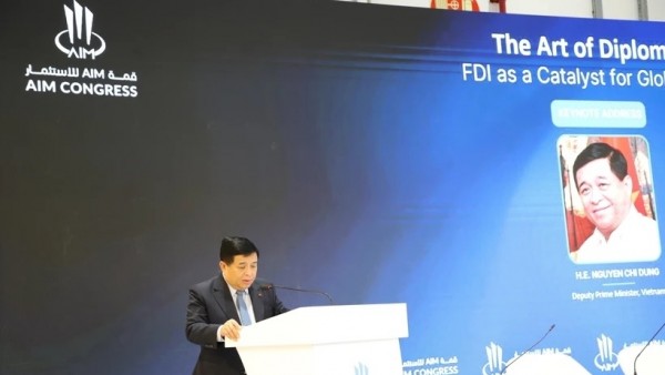 Deputy PM Nguyen Chi Dung attended Annual Investment Meeting Congress 2025 in UAE