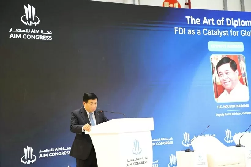 Deputy PM Nguyen Chi Dung attended Annual Investment Meeting Congress 2025 in UAE