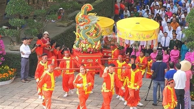 Local communities nationwide pay tribute to Hung Kings