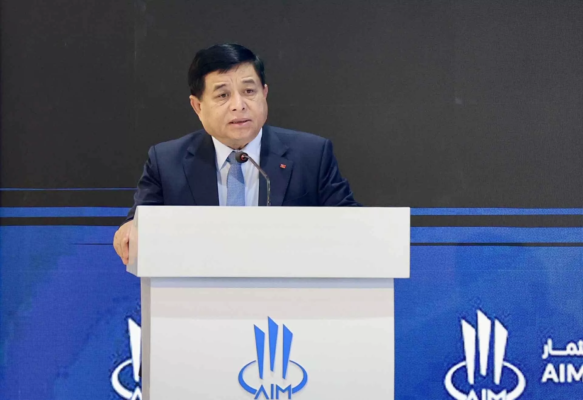 Phó Thủ tướng Nguyễn Chí Dũng chia sẻ sau gần 40 năm đổi mới, từ một nước có nền kinh tế lạc hậu, Việt Nam đã vươn lên trở thành một điểm sáng tăng trưởng với nhiều thành tựu đáng ghi nhận. (Nguồn: VGP)