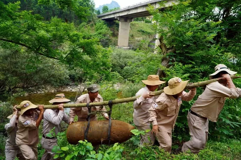 360-kg bomb safely defused in Quang Binh province 360-kg bomb safely defused in Quang Binh province