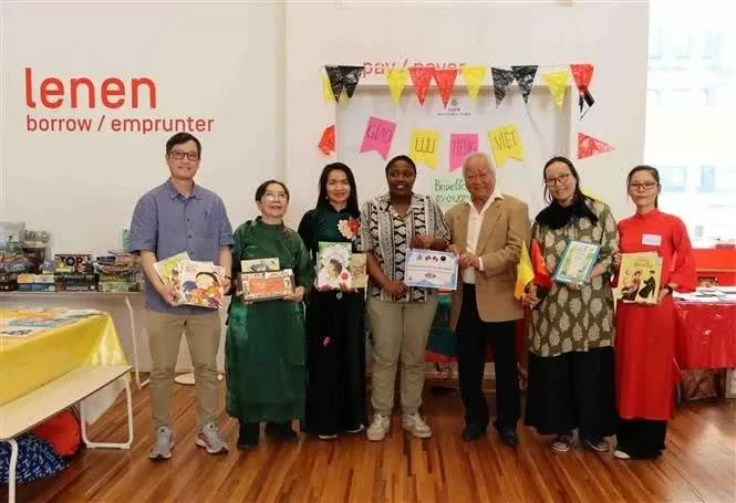 Vietnamese language honoured at Brussels-based Muntpunt library Vietnamese language honoured at Brussels-based Muntpunt library