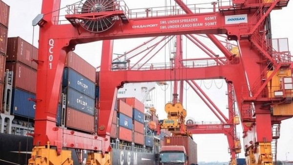 Vietnam pushes for comprehensive measures to attract more FDI: Experts