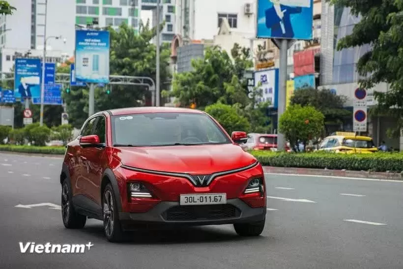 Vinfast delivers 12,100 EVs in March, leads Vietnam market Vinfast delivers 12,100 EVs in March, leads Vietnam market