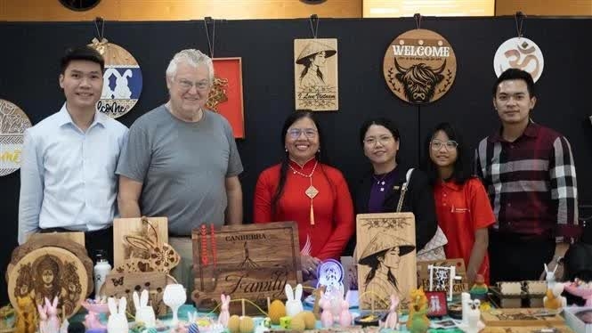 VIETFEST 2025 attracts international friends in Australia