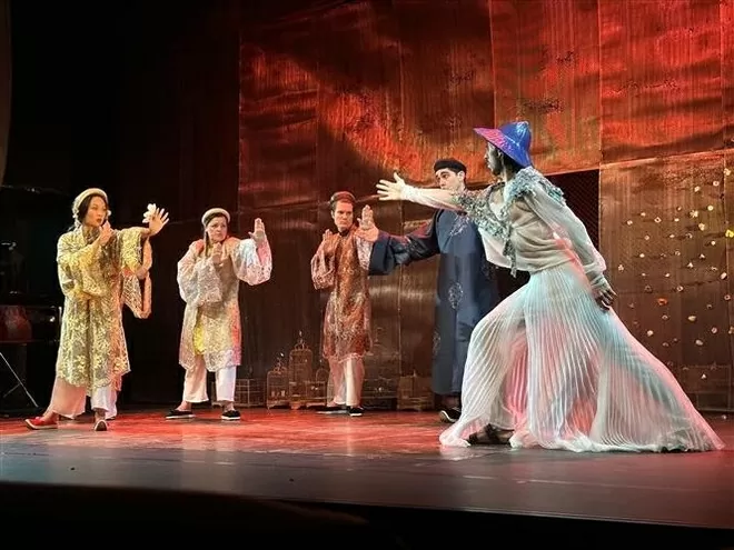 Vietnamese history, legends recreated on French stage Vietnamese history, legends recreated on French stage
