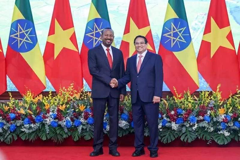 Vietnam, Ethiopia Prime Ministers hold talks to promote bilateral ties