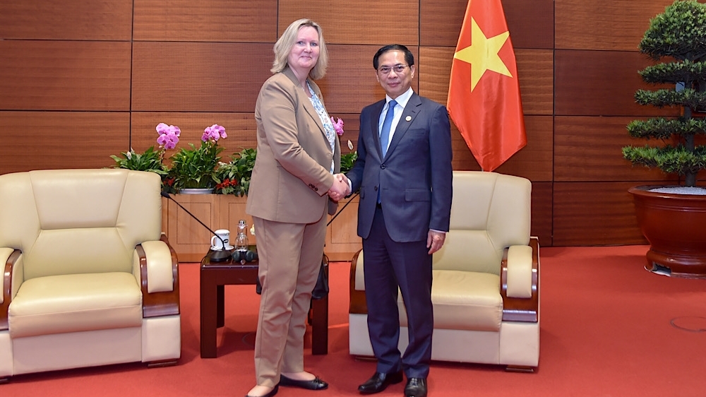 4th P4G Summit: Deputy PM Bui Thanh Son receives Danish delegation