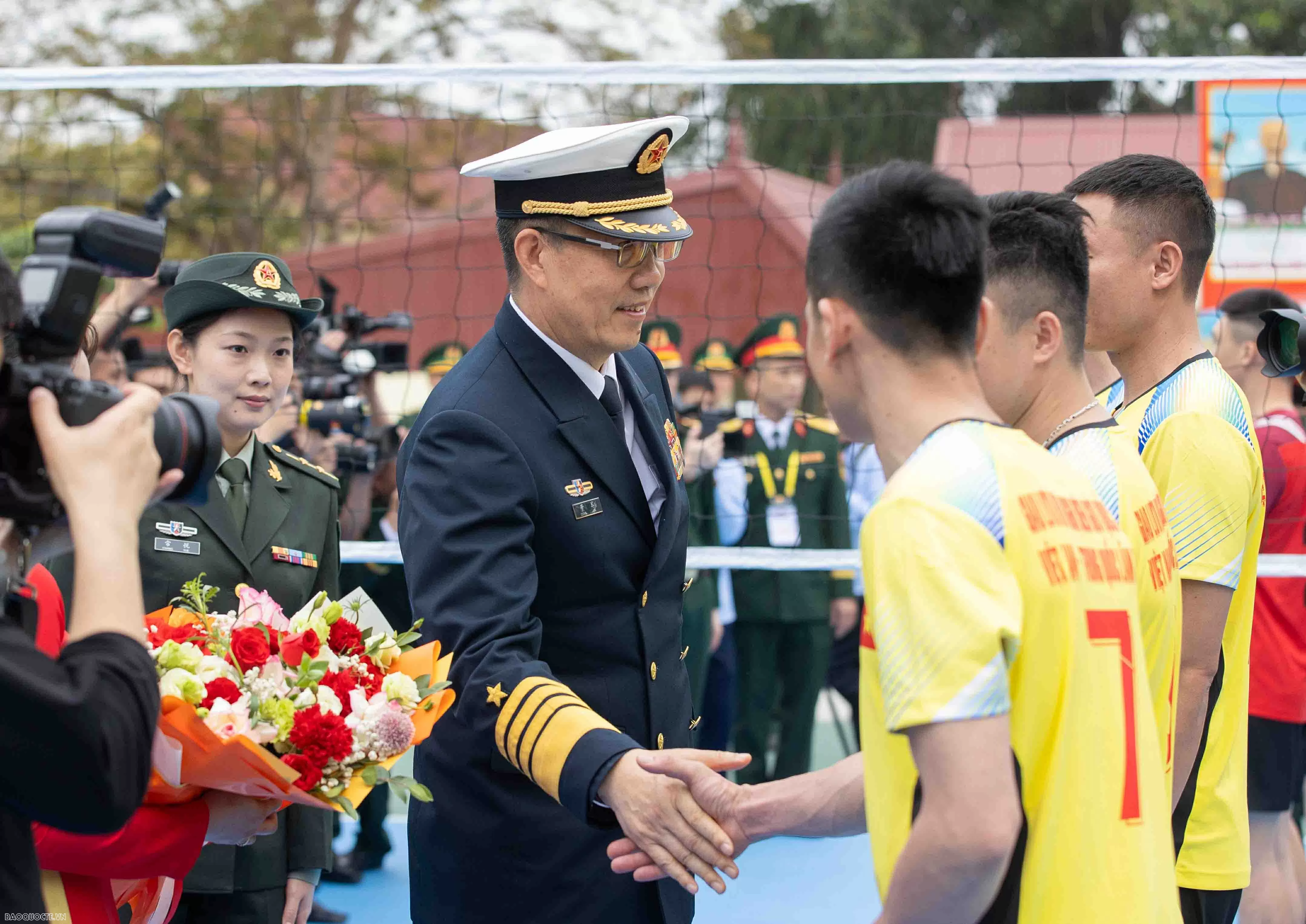Vietnam, China Defence Ministers visit Border post, logistics park in Lang Son Vietnam, China Defence Ministers visit Border post, logistics park in Lang Son