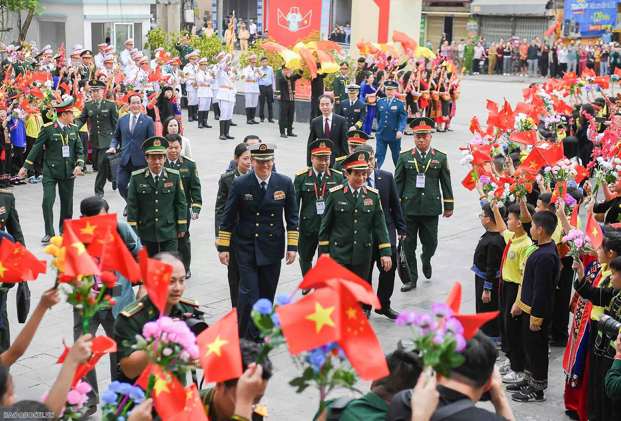 Vietnam, China Defence Ministers hold talks in Lang Son Vietnam, China Defence Ministers hold talks in Lang Son
