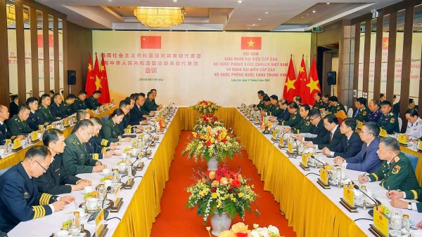 Vietnam, China Defence Ministers hold talks in Lang Son
