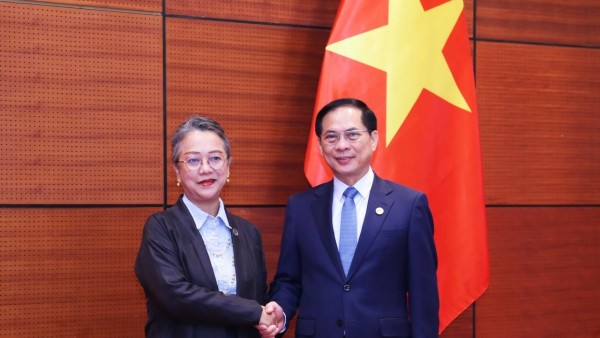 4th P4G Summit: Deputy PM Bui Thanh Son meets UN Under-Secretary-General Armida Salsiah Alisjahbana in Hanoi
