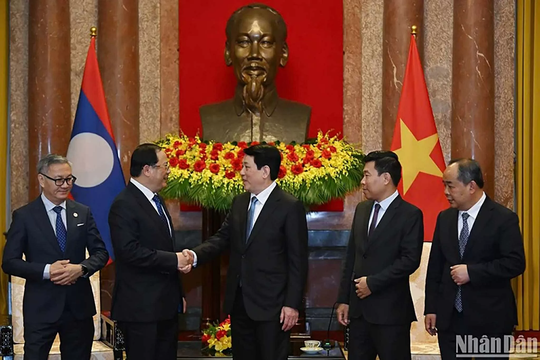 4th P4G Summit: President Luong Cuong receives Lao Prime Minister