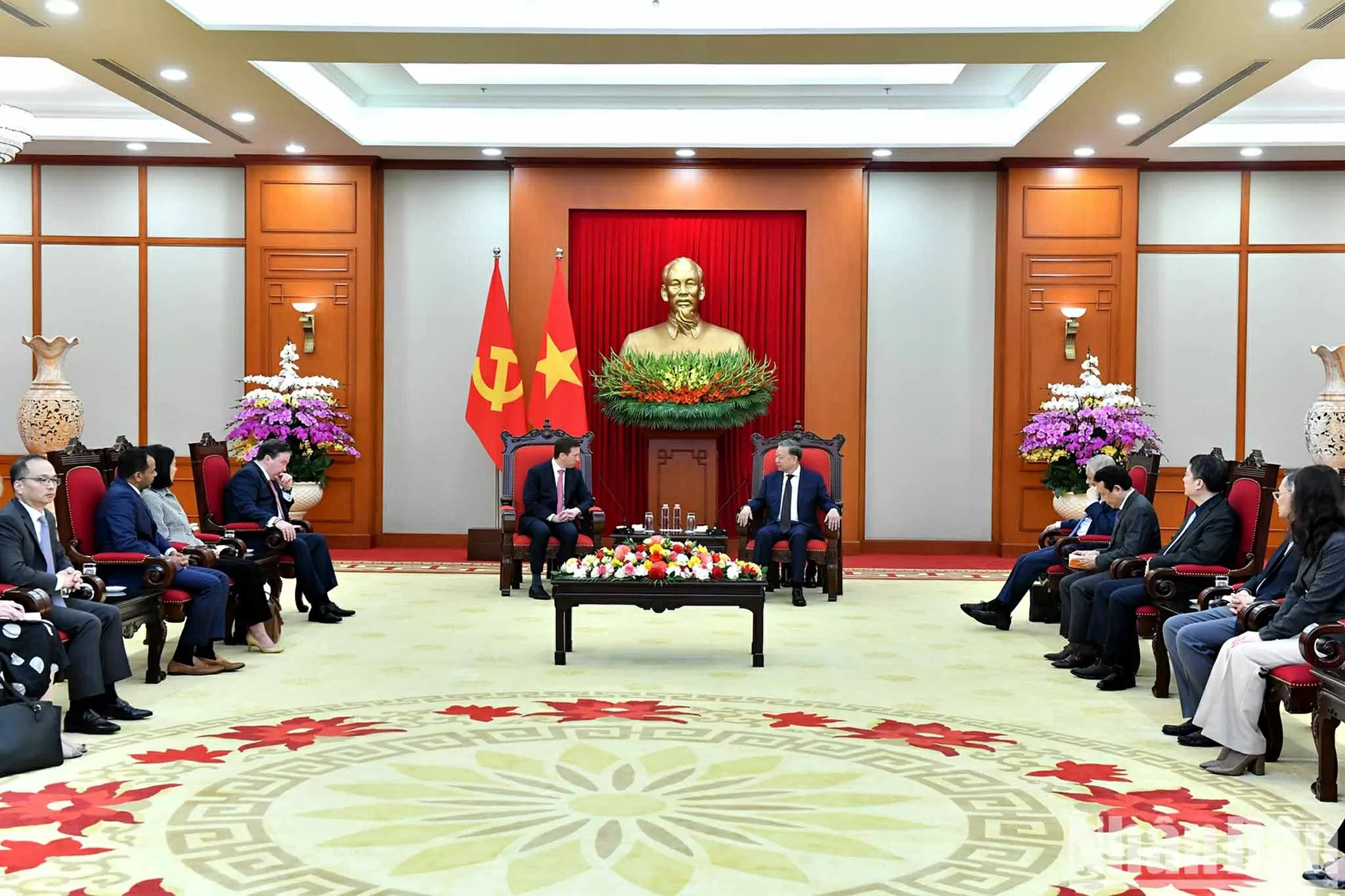 Party General Secretary To Lam receives CEO of Warburg Pincus Jeffrey David Perlman