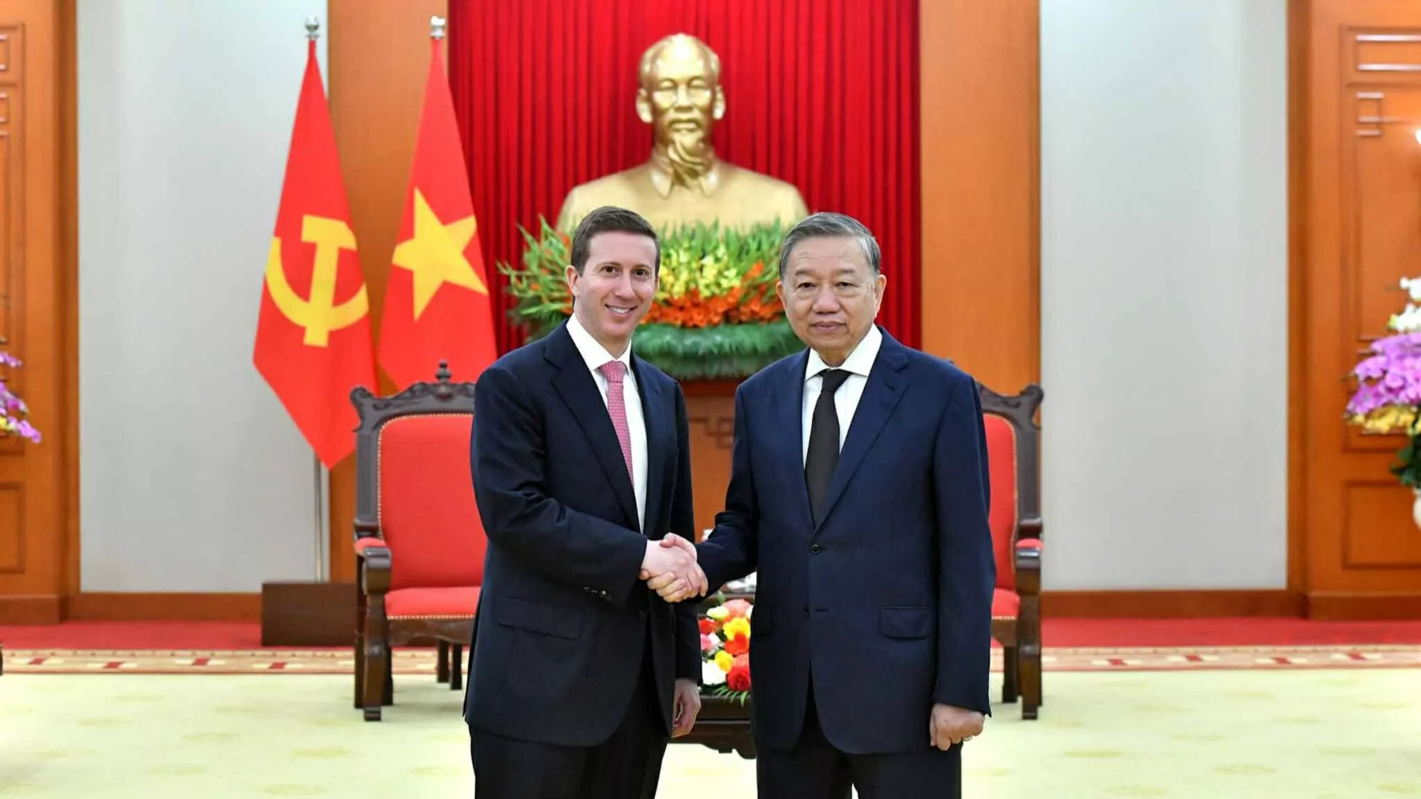 Party General Secretary To Lam receives CEO of Warburg Pincus