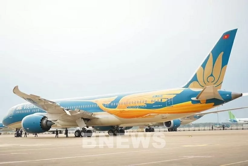 Vietnam Airlines unveils Lac bird-themed livery on Boeing 787-9 aircraft to connect symbol of past to future Vietnam Airlines unveils Lac bird-themed livery on Boeing 787-9 aircraft to connect symbol of past to future