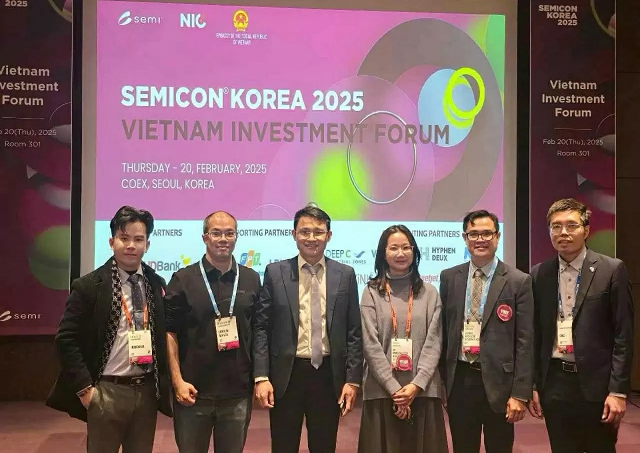  VINK Attends SEMICON Korea 2025 Semiconductor Conference in Seoul. (Photo courtesy of the character)