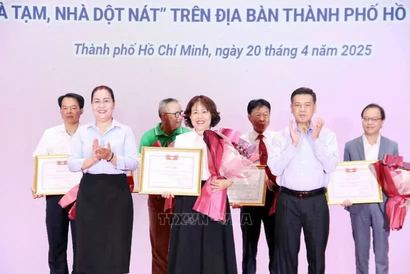 HCM City completes construction, repair of over 1,200 homes for needy people