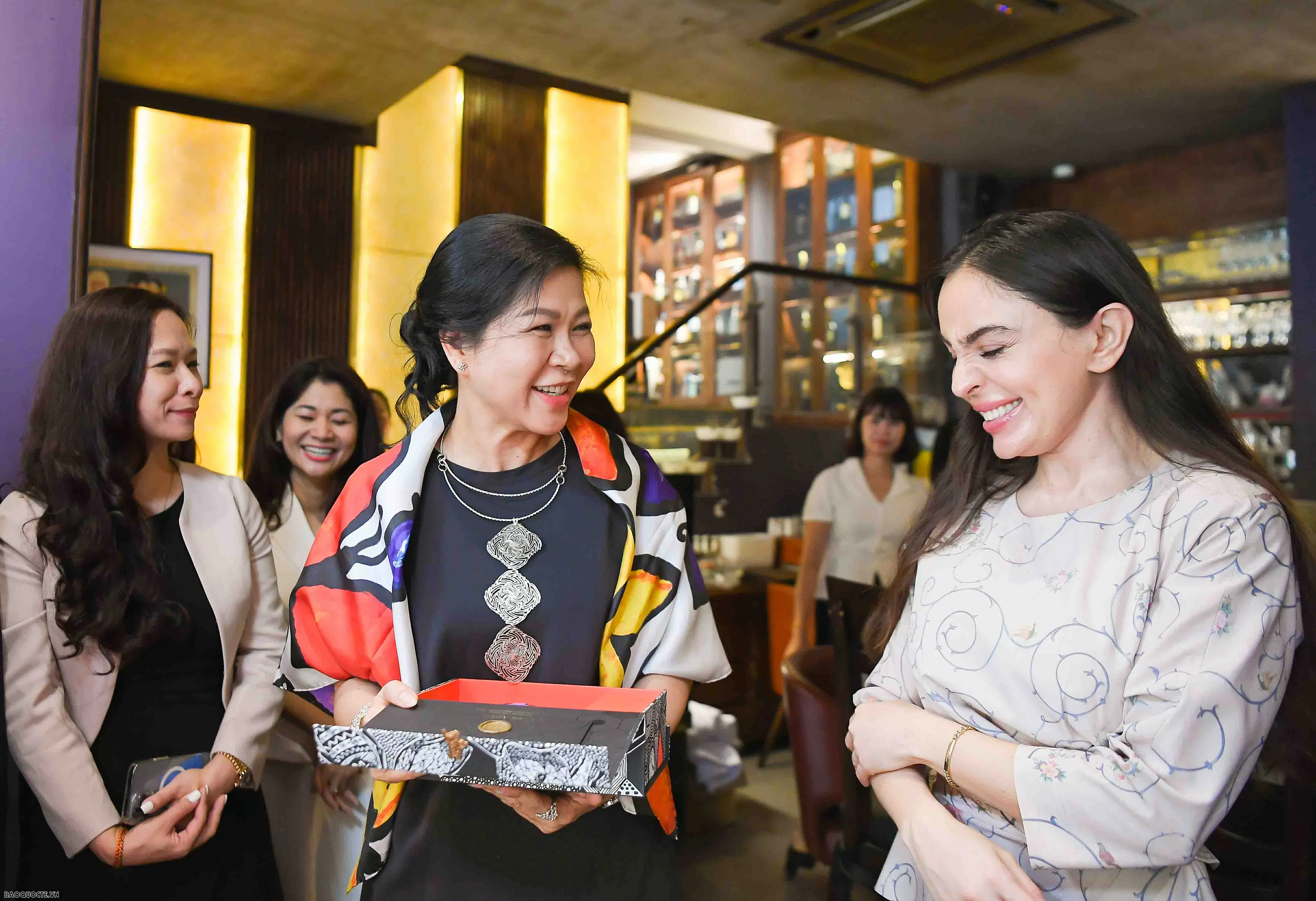 General Secretary To Lam’s Spouse receives Azerbaijan’s Heydar Aliyev Foundation Vice President General Secretary To Lam’s Spouse receives Azerbaijan’s Heydar Aliyev Foundation Vice President