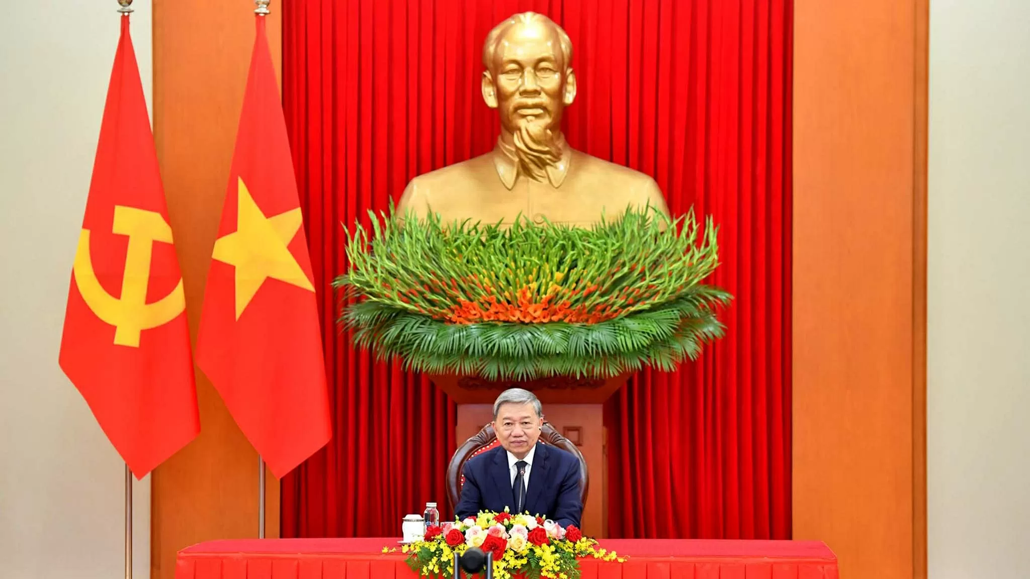 Party General Secretary To Lam holds phone talks with ANC leader, South African President Cyril Ramaphosa