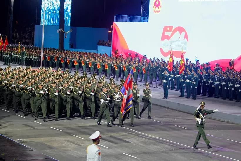 Laos, Cambodia join Vietnam’s reunification parade rehearsal in HCM City Laos, Cambodia join Vietnam’s reunification parade rehearsal in HCM City