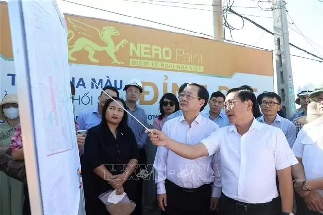 Ninh Thuan asked to gain public support for nuclear power plant project Ninh Thuan asked to gain public support for nuclear power plant project