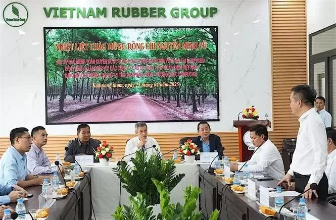 Vietnam, Cambodia deepen investment links in Kampong Thom