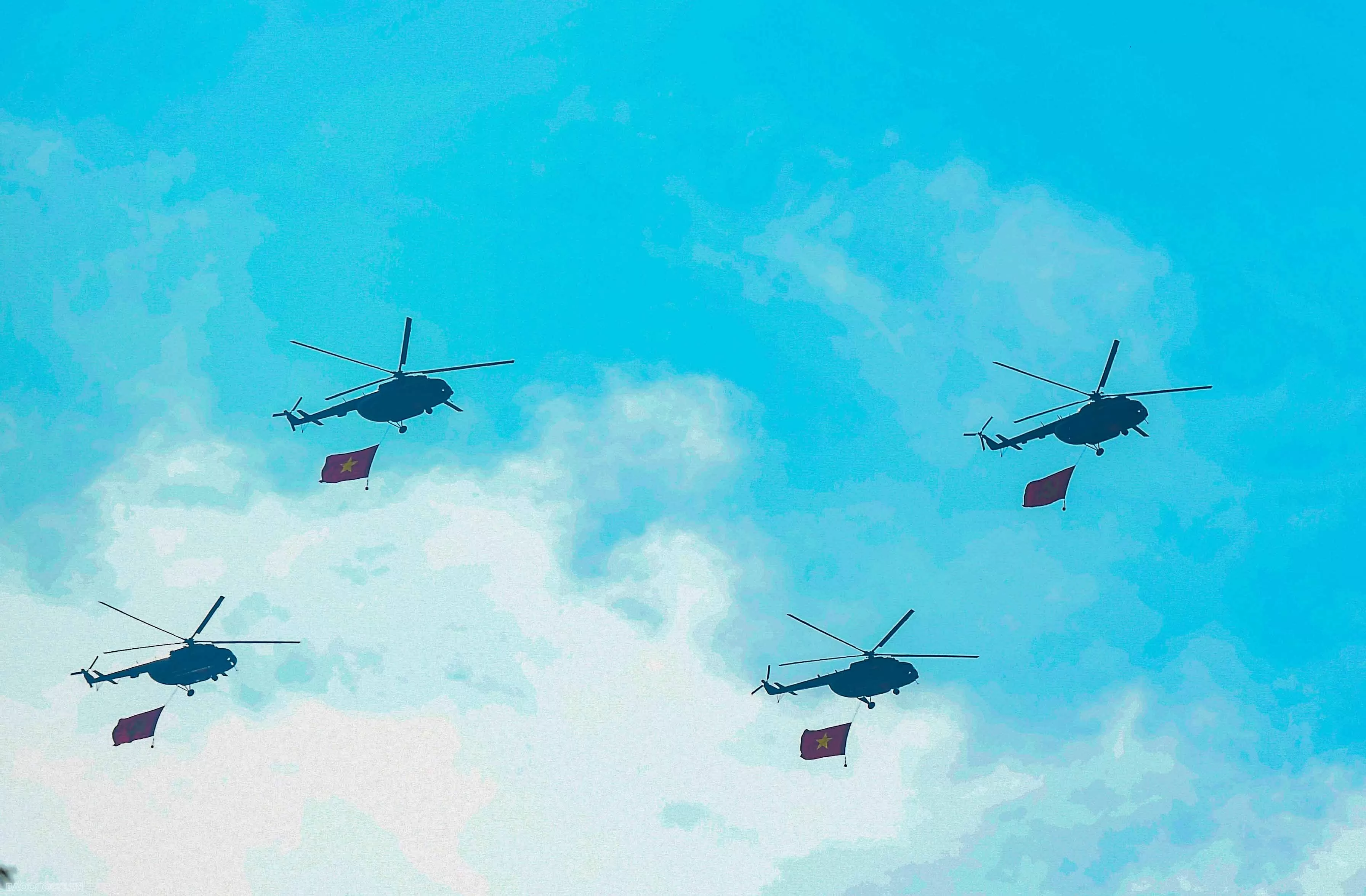 Full-dress rehearsal for grand parade marking 50th reunification anniversary held in Ho Chi Minh City