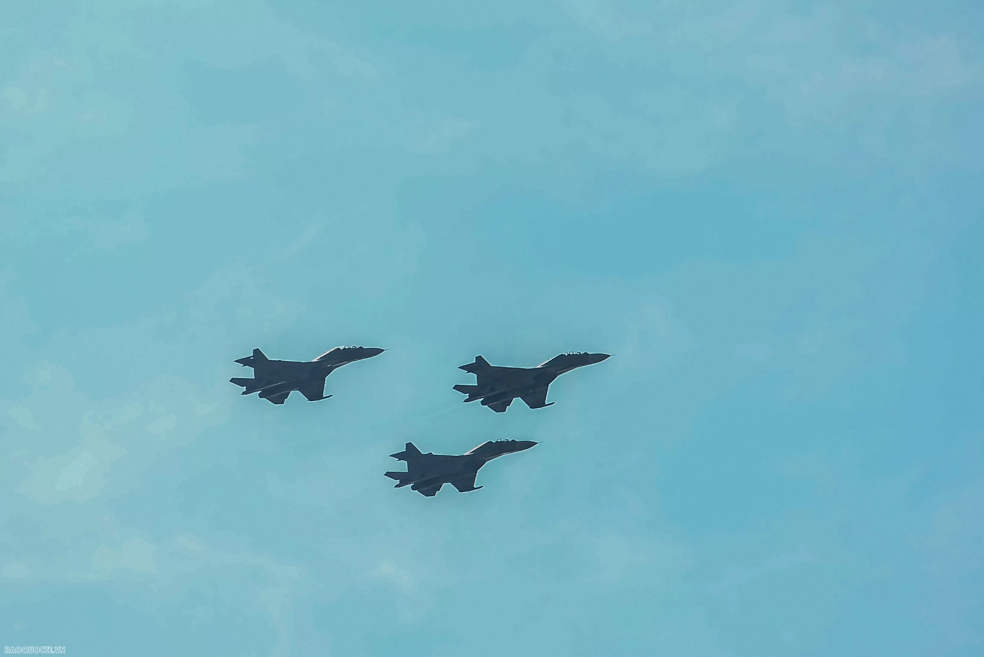 Full-dress rehearsal for grand parade marking 50th reunification anniversary held in Ho Chi Minh City